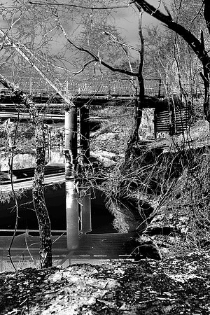 2021.12.25  Old Alton Bridge 02-08 reverse tone-7836